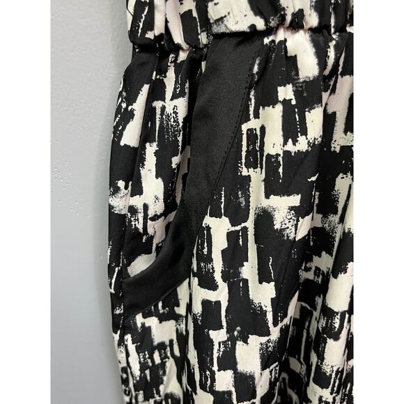 Alya Dress Womens small black/white sleeveless pockets V Neck - Picture 5 of 6